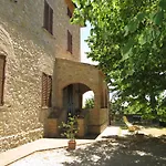 Caggio-3 By Interhome Apartman Volterra